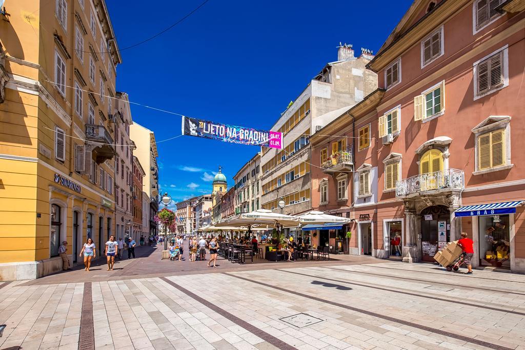 Main Square Studios Rijeka Exterior photo