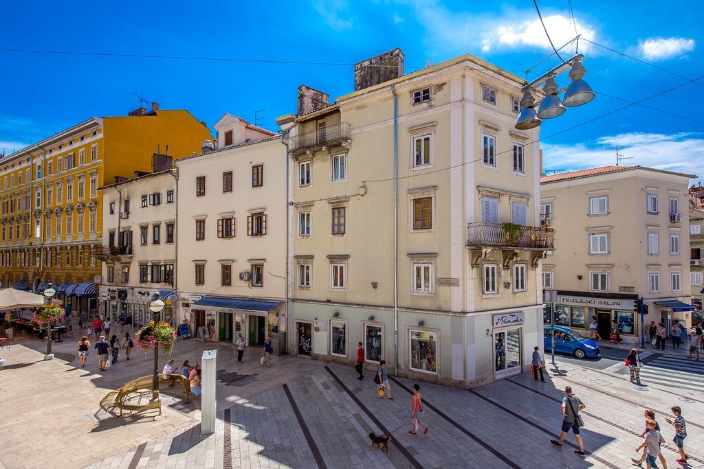 Main Square Studios Rijeka Exterior photo